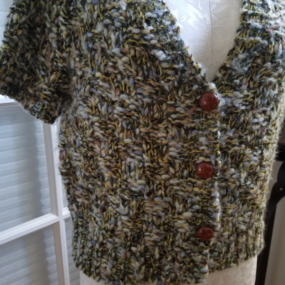 Wool cropped cardigan sweater. Size Medium. Hand Knit by Dollie, wood buttons